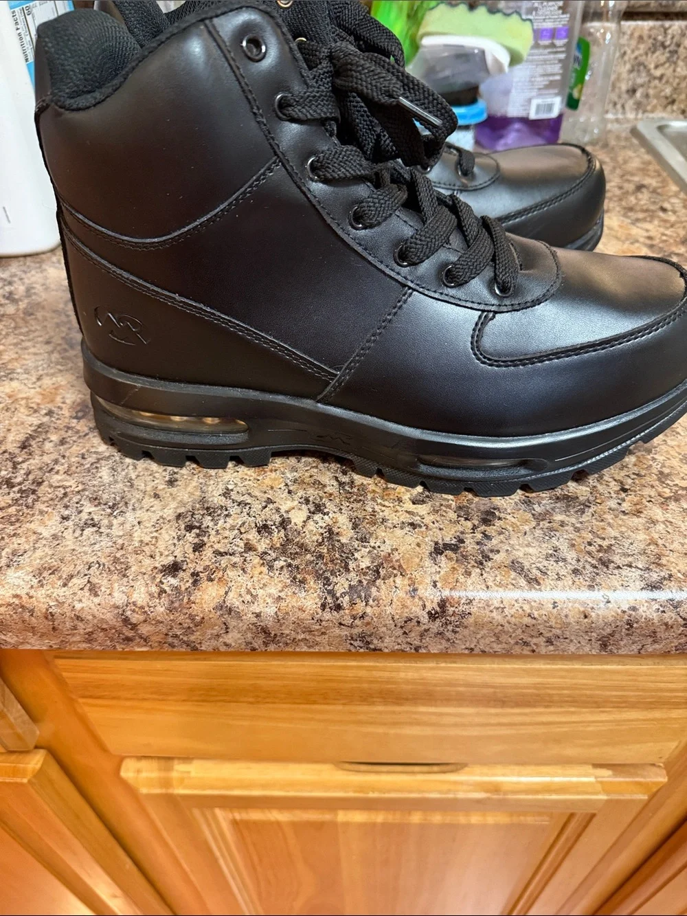 Mountain Gear versatile black
